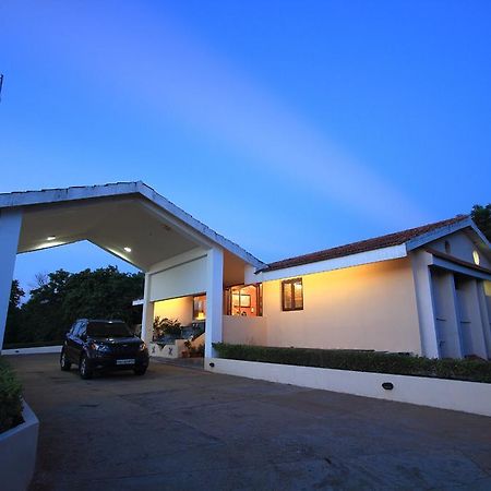 The Ashok Beach Resort Пондичерри Экстерьер фото