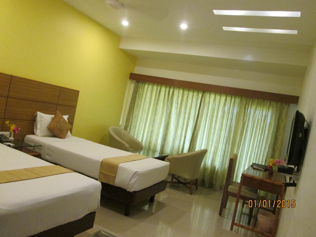 The Ashok Beach Resort Пондичерри Экстерьер фото